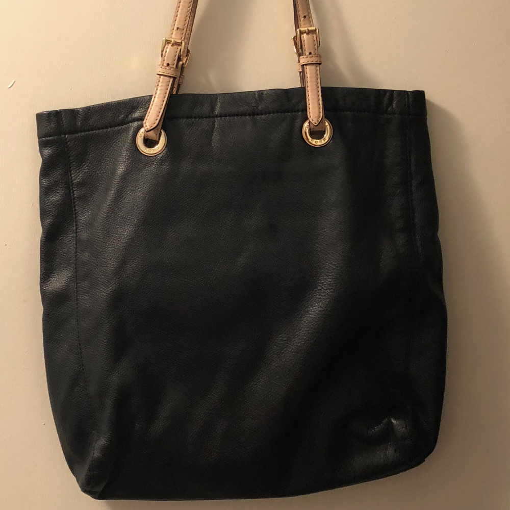 MICHAEL KORS BLACK TOTE BAG